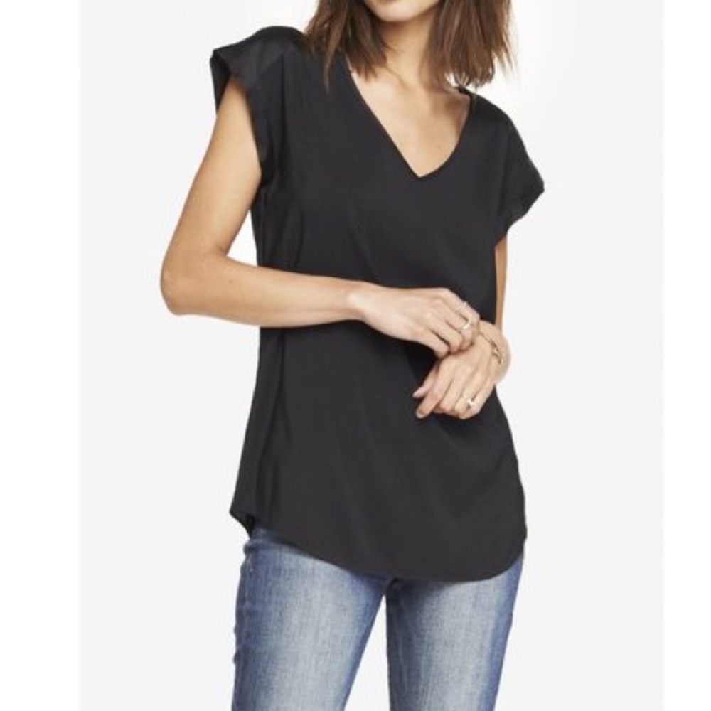 Express Dressy Roll Sleeve Tee